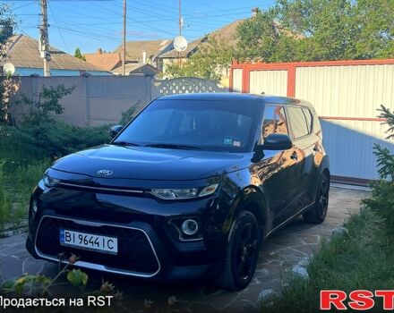 Чорний Кіа Soul, об'ємом двигуна 2 л та пробігом 94 тис. км за 13800 $, фото 1 на Automoto.ua