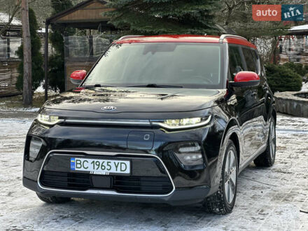 Чорний Кіа Soul, об'ємом двигуна 0 л та пробігом 105 тис. км за 18900 $, фото 1 на Automoto.ua