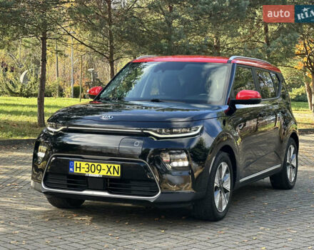 Черный Киа Soul, объемом двигателя 0 л и пробегом 100 тыс. км за 18800 $, фото 1 на Automoto.ua