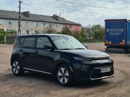 Киа Soul 2022 в Житомире на Automoto.ua Черный Киа Soul, объемом двигателя 2 л и пробегом 39 тыс. км за 14700 $, фото 1 на Automoto.ua