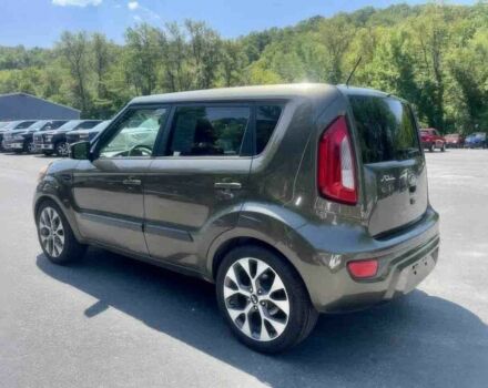 Коричневый Киа Soul, объемом двигателя 2 л и пробегом 81 тыс. км за 4300 $, фото 2 на Automoto.ua