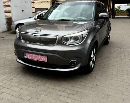 Коричневий Кіа Soul, об'ємом двигуна 0 л та пробігом 135 тис. км за 5300 $, фото 5 на Automoto.ua