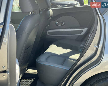 Коричневый Киа Soul, объемом двигателя 0 л и пробегом 130 тыс. км за 7350 $, фото 9 на Automoto.ua
