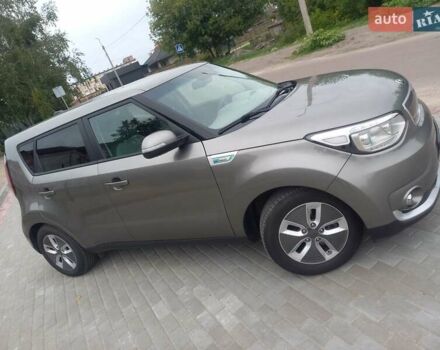 Коричневий Кіа Soul, об'ємом двигуна 0 л та пробігом 115 тис. км за 10400 $, фото 5 на Automoto.ua