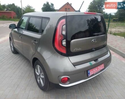 Коричневый Киа Soul, объемом двигателя 0 л и пробегом 115 тыс. км за 10400 $, фото 2 на Automoto.ua