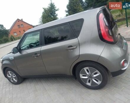 Коричневый Киа Soul, объемом двигателя 0 л и пробегом 115 тыс. км за 10400 $, фото 3 на Automoto.ua