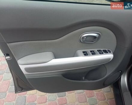 Коричневый Киа Soul, объемом двигателя 0 л и пробегом 115 тыс. км за 10400 $, фото 23 на Automoto.ua