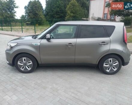 Коричневый Киа Soul, объемом двигателя 0 л и пробегом 115 тыс. км за 10400 $, фото 6 на Automoto.ua