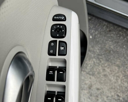 Коричневый Киа Soul, объемом двигателя 0 л и пробегом 111 тыс. км за 10300 $, фото 9 на Automoto.ua