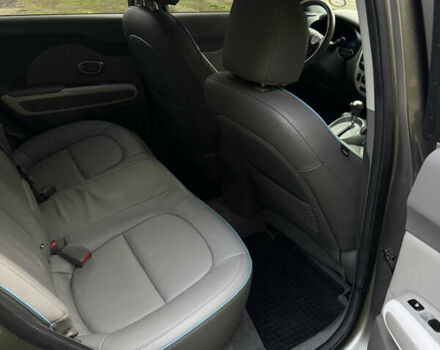 Коричневый Киа Soul, объемом двигателя 0 л и пробегом 111 тыс. км за 10300 $, фото 18 на Automoto.ua