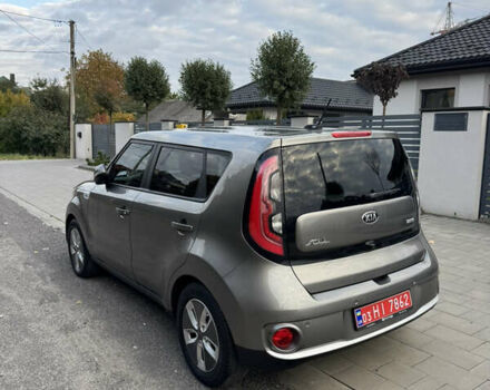 Коричневый Киа Soul, объемом двигателя 0 л и пробегом 111 тыс. км за 10300 $, фото 4 на Automoto.ua