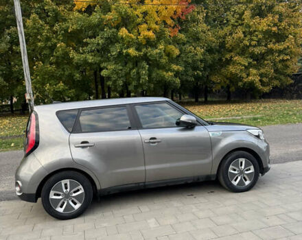 Коричневый Киа Soul, объемом двигателя 0 л и пробегом 111 тыс. км за 10300 $, фото 1 на Automoto.ua