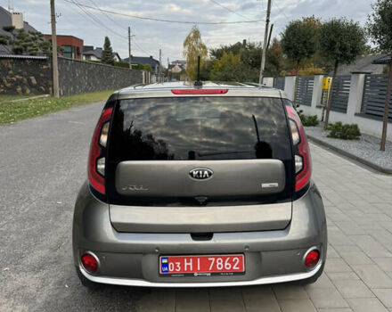 Коричневый Киа Soul, объемом двигателя 0 л и пробегом 111 тыс. км за 10300 $, фото 5 на Automoto.ua