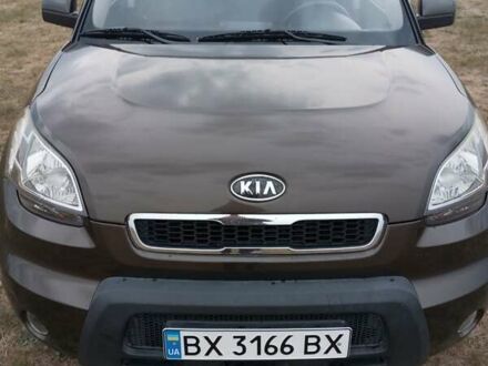 Киа Soul 2011 в Голованевске на Automoto.ua Коричневый Киа Soul, объемом двигателя 1.59 л и пробегом 164 тыс. км за 7100 $, фото 1 на Automoto.ua