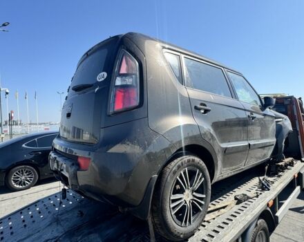 Коричневый Киа Soul, объемом двигателя 0 л и пробегом 100 тыс. км за 1300 $, фото 1 на Automoto.ua