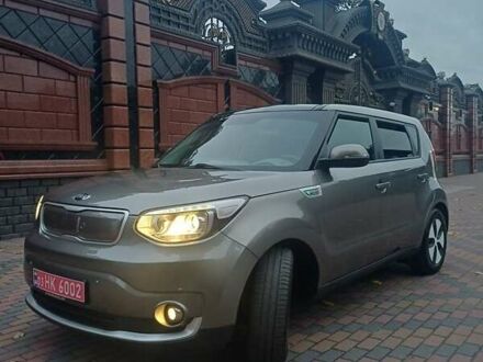 Коричневый Киа Soul, объемом двигателя 0 л и пробегом 75 тыс. км за 11550 $, фото 1 на Automoto.ua