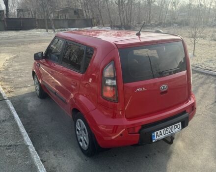Красный Киа Soul, объемом двигателя 1.6 л и пробегом 170 тыс. км за 5500 $, фото 3 на Automoto.ua