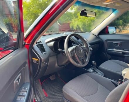 Червоний Кіа Soul, об'ємом двигуна 1.6 л та пробігом 80 тис. км за 7800 $, фото 7 на Automoto.ua