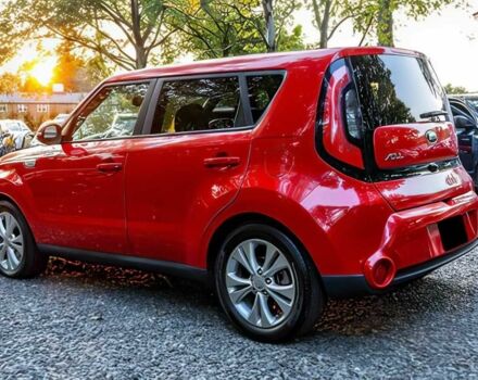 Красный Киа Soul, объемом двигателя 2 л и пробегом 126 тыс. км за 3500 $, фото 5 на Automoto.ua