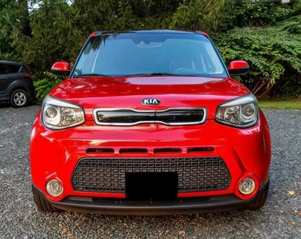 Красный Киа Soul, объемом двигателя 2 л и пробегом 126 тыс. км за 3500 $, фото 1 на Automoto.ua