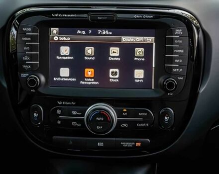Красный Киа Soul, объемом двигателя 2 л и пробегом 126 тыс. км за 3500 $, фото 11 на Automoto.ua