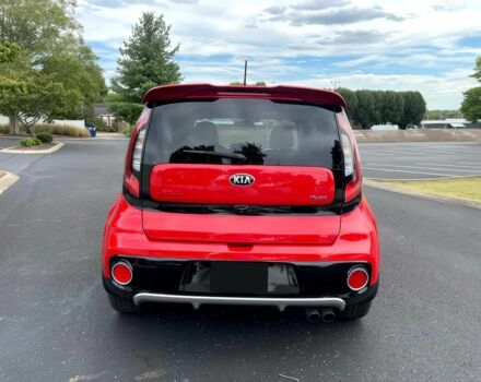 Красный Киа Soul, объемом двигателя 1.6 л и пробегом 43 тыс. км за 4800 $, фото 5 на Automoto.ua