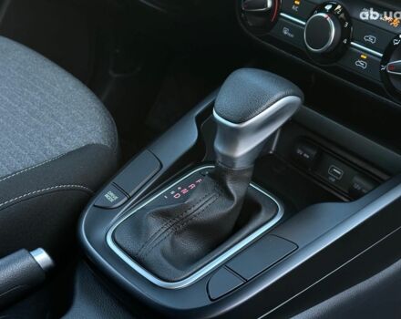Червоний Кіа Soul, об'ємом двигуна 2 л та пробігом 35 тис. км за 15490 $, фото 23 на Automoto.ua