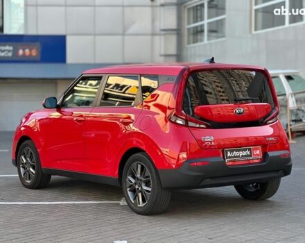 Червоний Кіа Soul, об'ємом двигуна 2 л та пробігом 35 тис. км за 15490 $, фото 5 на Automoto.ua