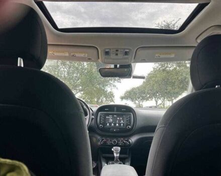 Красный Киа Soul, объемом двигателя 2 л и пробегом 29 тыс. км за 3000 $, фото 11 на Automoto.ua