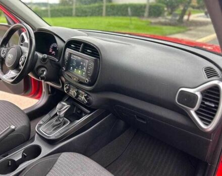 Красный Киа Soul, объемом двигателя 2 л и пробегом 29 тыс. км за 3000 $, фото 10 на Automoto.ua