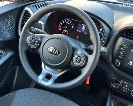 Червоний Кіа Soul, об'ємом двигуна 2 л та пробігом 35 тис. км за 15490 $, фото 20 на Automoto.ua