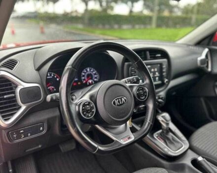 Красный Киа Soul, объемом двигателя 2 л и пробегом 29 тыс. км за 3000 $, фото 7 на Automoto.ua