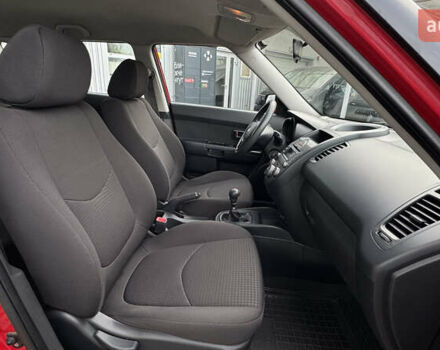 Красный Киа Soul, объемом двигателя 0 л и пробегом 104 тыс. км за 7499 $, фото 35 на Automoto.ua