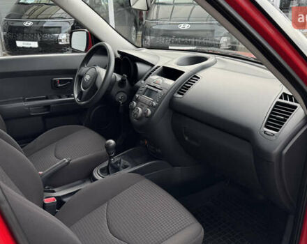 Красный Киа Soul, объемом двигателя 0 л и пробегом 104 тыс. км за 7499 $, фото 36 на Automoto.ua