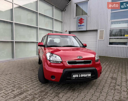 Красный Киа Soul, объемом двигателя 0 л и пробегом 104 тыс. км за 7499 $, фото 5 на Automoto.ua