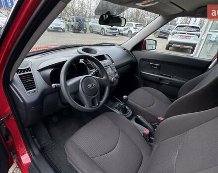 Красный Киа Soul, объемом двигателя 0 л и пробегом 104 тыс. км за 7499 $, фото 33 на Automoto.ua
