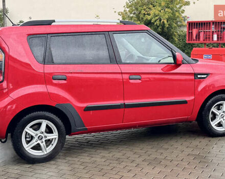 Красный Киа Soul, объемом двигателя 1.6 л и пробегом 212 тыс. км за 6600 $, фото 4 на Automoto.ua