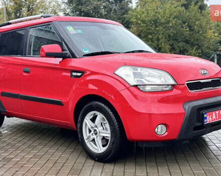 Красный Киа Soul, объемом двигателя 1.6 л и пробегом 212 тыс. км за 6600 $, фото 2 на Automoto.ua