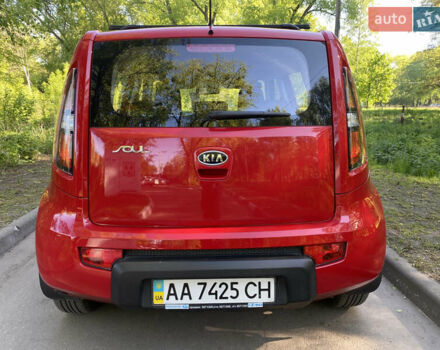 Красный Киа Soul, объемом двигателя 1.6 л и пробегом 27 тыс. км за 9100 $, фото 8 на Automoto.ua
