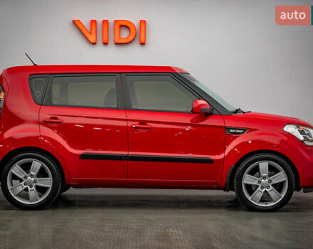 Червоний Кіа Soul, об'ємом двигуна 1.6 л та пробігом 188 тис. км за 8810 $, фото 5 на Automoto.ua
