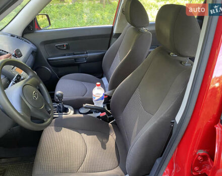 Красный Киа Soul, объемом двигателя 1.6 л и пробегом 27 тыс. км за 9100 $, фото 31 на Automoto.ua