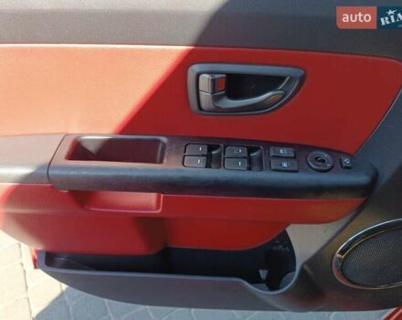 Красный Киа Soul, объемом двигателя 1.59 л и пробегом 160 тыс. км за 7500 $, фото 6 на Automoto.ua