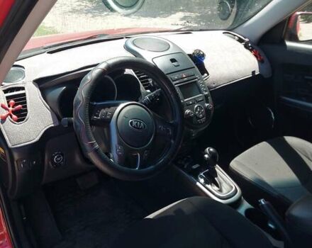 Червоний Кіа Soul, об'ємом двигуна 2 л та пробігом 210 тис. км за 7999 $, фото 3 на Automoto.ua