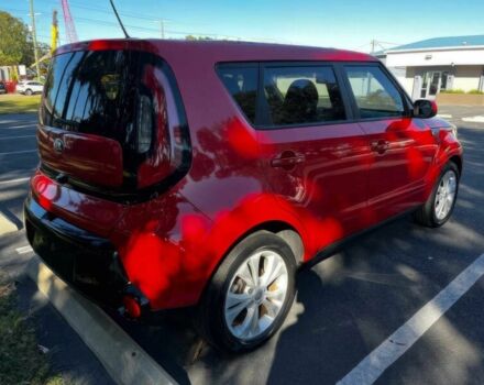 Красный Киа Soul, объемом двигателя 2 л и пробегом 78 тыс. км за 4500 $, фото 2 на Automoto.ua