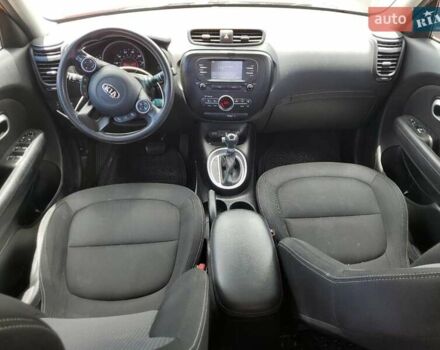 Червоний Кіа Soul, об'ємом двигуна 2 л та пробігом 99 тис. км за 2800 $, фото 7 на Automoto.ua