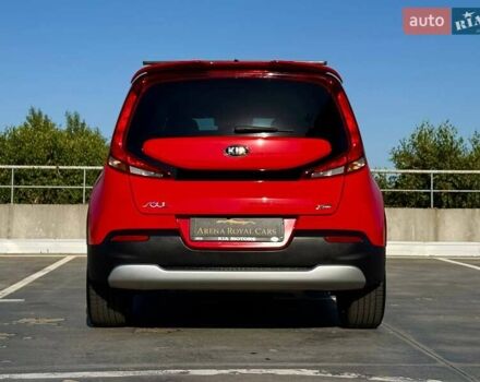 Красный Киа Soul, объемом двигателя 2 л и пробегом 121 тыс. км за 13990 $, фото 12 на Automoto.ua