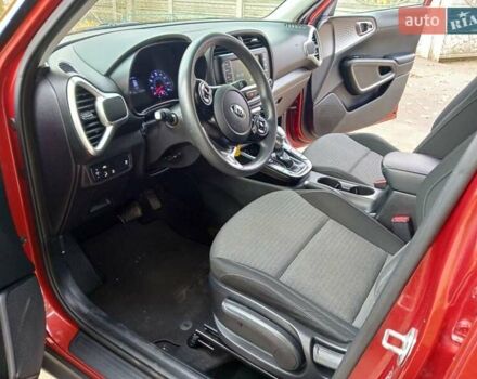 Красный Киа Soul, объемом двигателя 2 л и пробегом 161 тыс. км за 12850 $, фото 16 на Automoto.ua