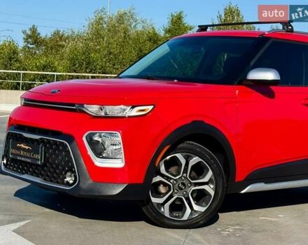 Красный Киа Soul, объемом двигателя 2 л и пробегом 121 тыс. км за 13990 $, фото 5 на Automoto.ua