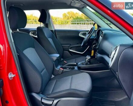 Красный Киа Soul, объемом двигателя 2 л и пробегом 121 тыс. км за 13990 $, фото 19 на Automoto.ua