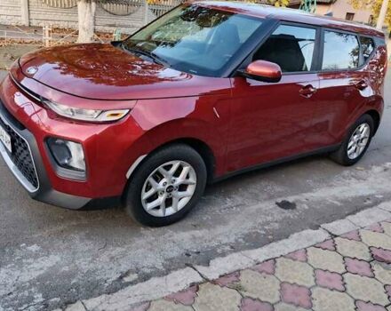 Красный Киа Soul, объемом двигателя 2 л и пробегом 161 тыс. км за 12850 $, фото 6 на Automoto.ua
